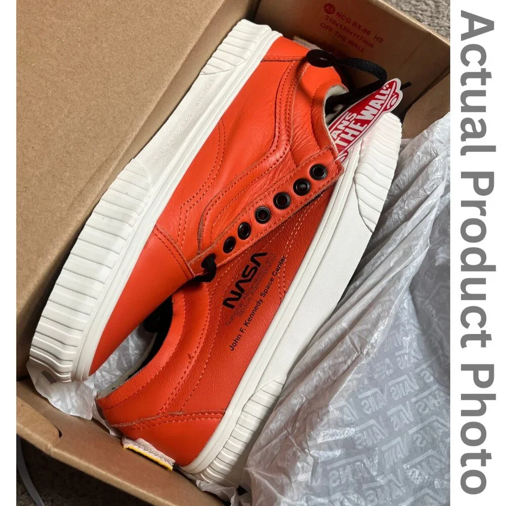 Vans Old Skool NASA Space Voyager Sneakers in Firecracker/Orange. Men's 8.5. NWT - Picture 6 of 9